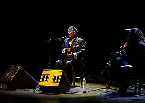 Imagen secundaria 1 - IiIiiiiIiiI iEspectáculo flamenco de El Pele en los Teatros del Canal de Madrid este pasado viernes