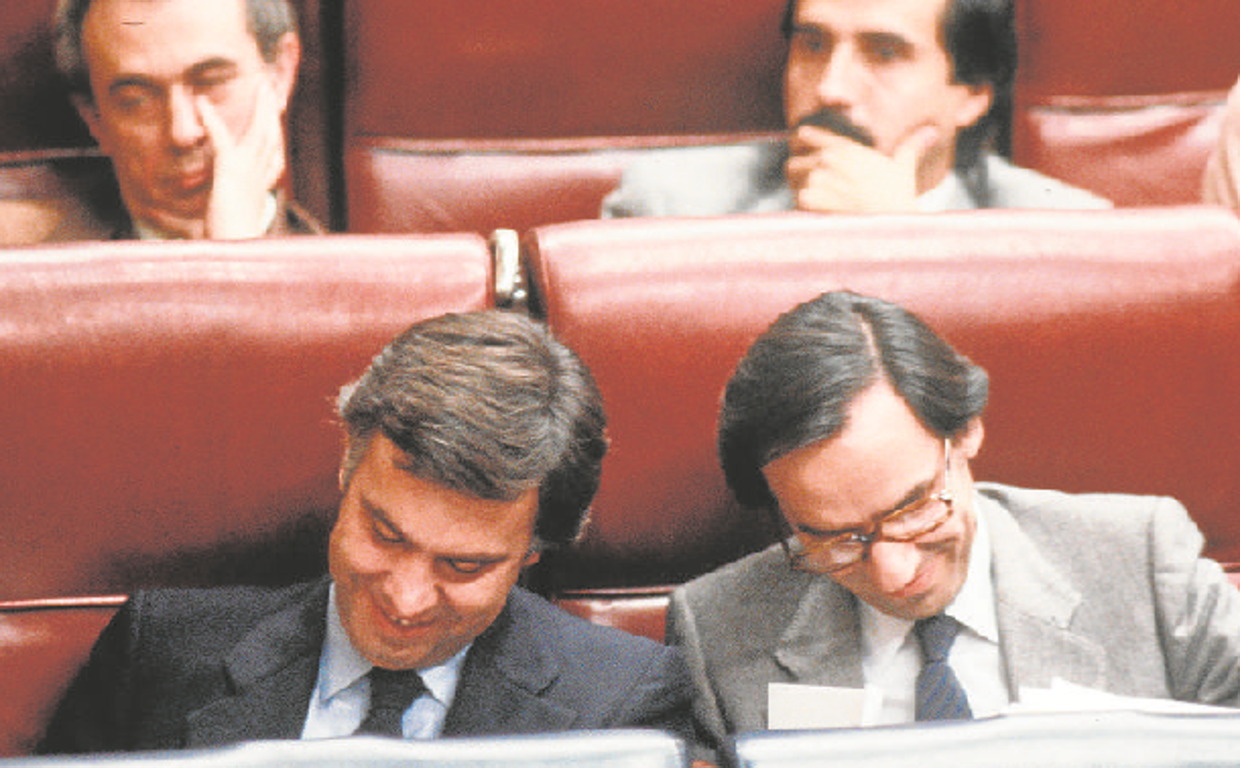 Alfonso Guerra: «De 1993 a 1996 todo fue deterioro, quizá hubiese sido mejor perder las elecciones»