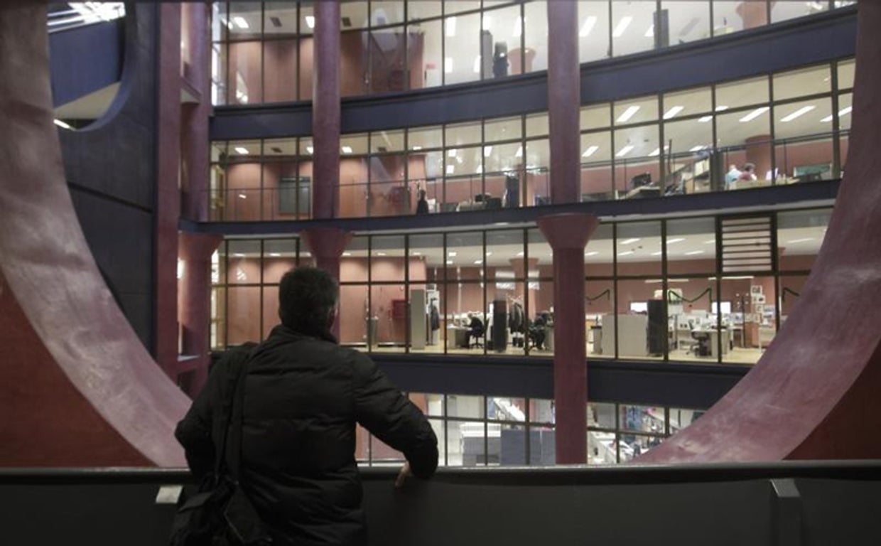 El Ejecutivo de Juanma Moreno subirá un 4 por ciento el sueldo a los empleados de la Junta de Andalucía