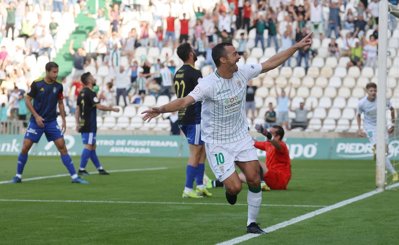 Las bellas imágenes que deja el Córdoba CF - CF Talavera en El Arcángel