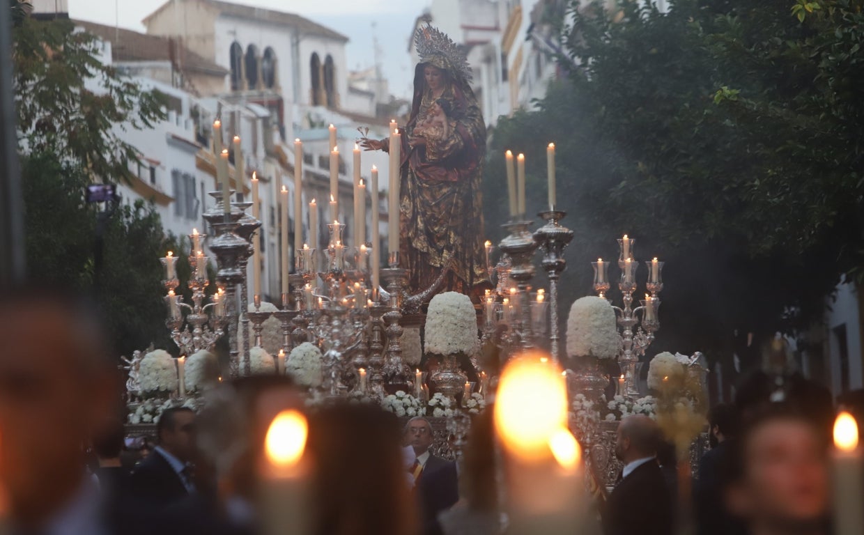 Nuestra Señora del Amparo, durante su procesión de este martes