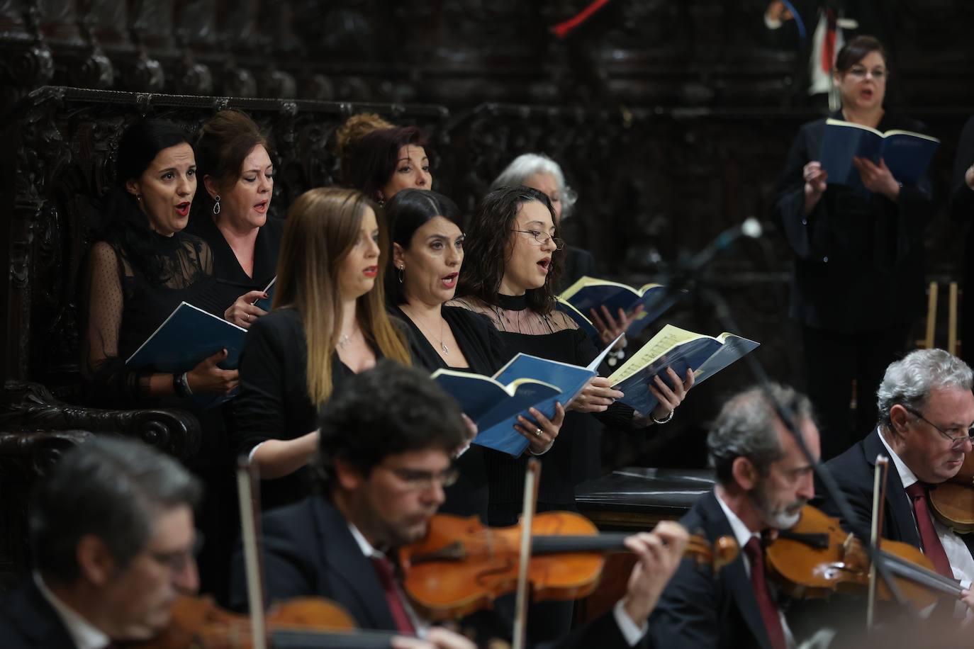 El sobrecogedor &#039;Requiem&#039; de Mozart en la Mezquita-Catedral de Córdoba, en imágenes