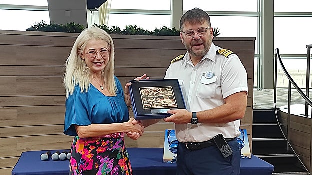 El crucero Odissey of the Seas realiza su primera escala en Valencia