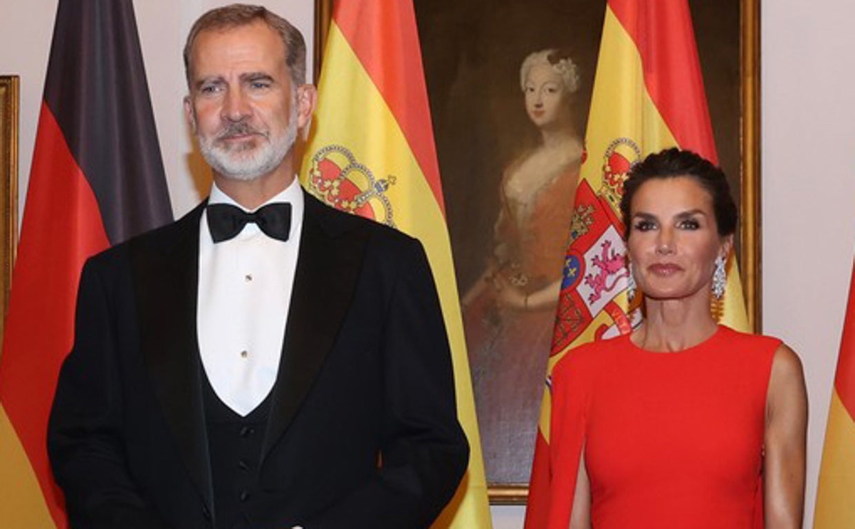 Don Felipe y Doña Letizia durante una recepción ha unas semanas.