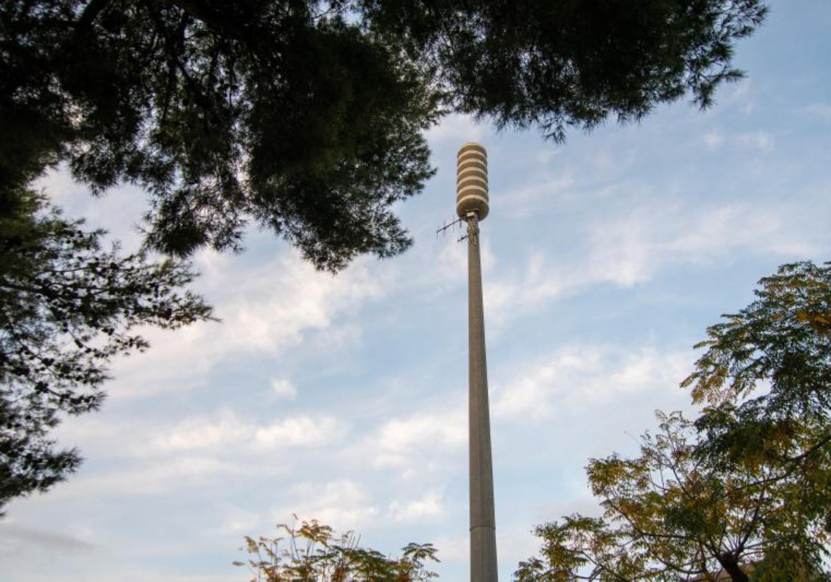 Una de las sirenas instaladas en la zona de Tarragona