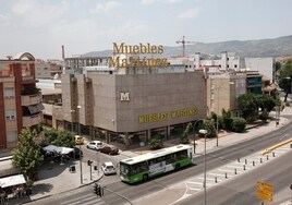 Licencia para demoler Muebles Martínez de Córdoba para construir viviendas