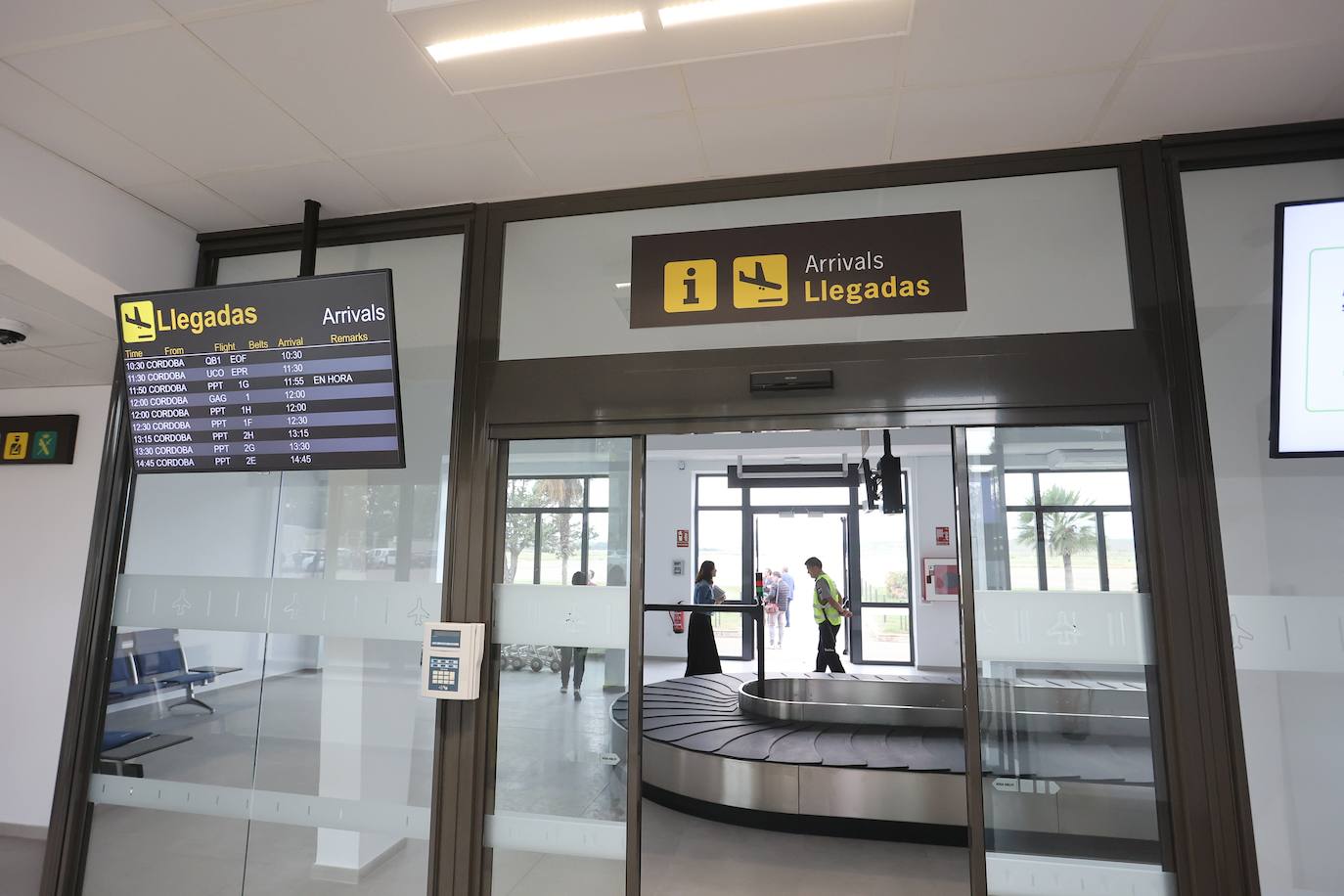 La renovada terminal del aeropuerto de Córdoba, en imágenes