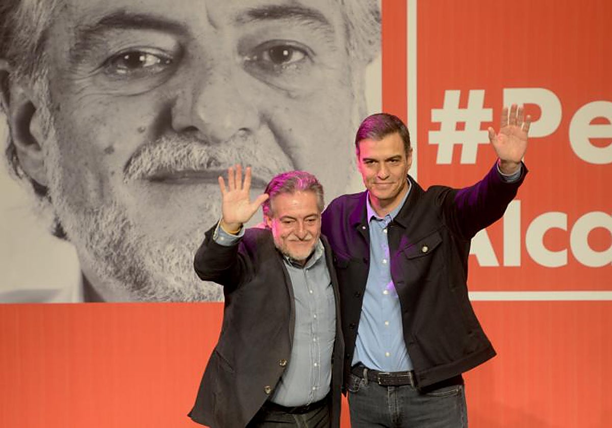 Pepu Hernández y Pedro Sánchez en la campaña electoral de 2019