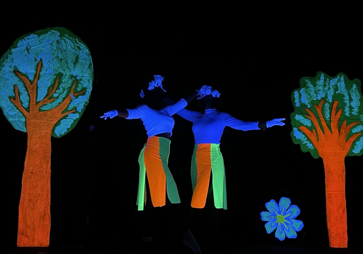 Teatro Negro creado por alumnos del Colegio San José de León