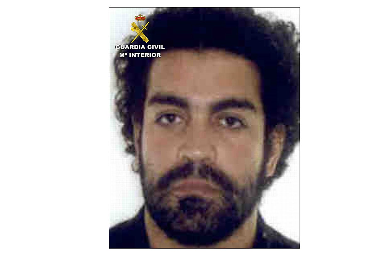 Imagen del fugitivo Carloa Garrido Delgado difundida por la Guardia Civil