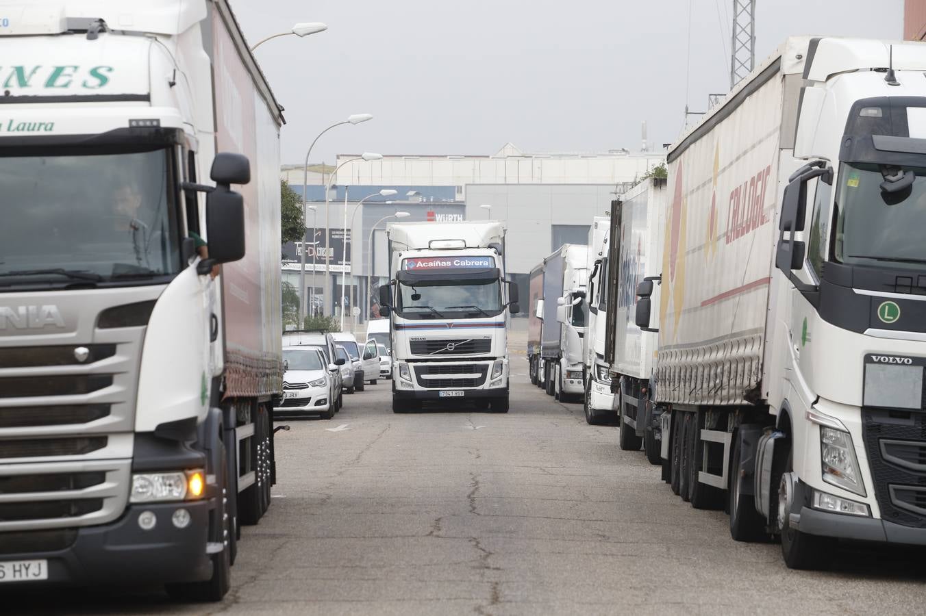 Paro del transporte en Córdoba, imágenes de un arranque sin incidencias