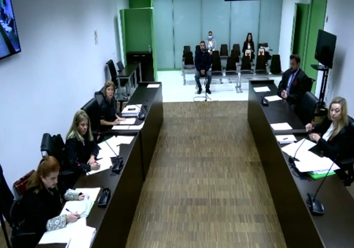 El acusado de difundir los datos de la víctima de 'La Manada' durante el juicio este miércoles