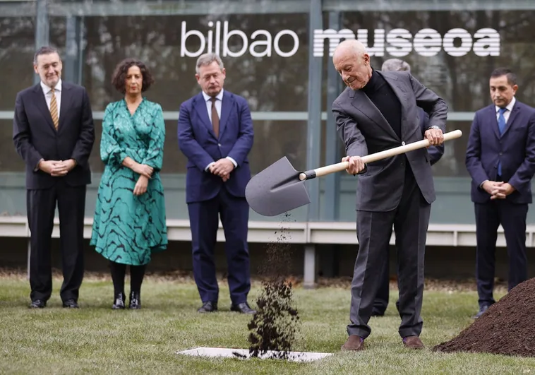Foster pone la primera piedra a su proyecto de ampliación para el Bellas Artes de Bilbao
