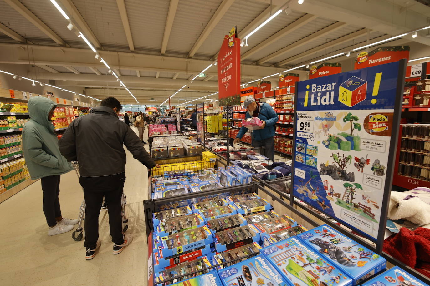 La inauguración del nuevo Lidl de la carretera de Palma del Río, en imágenes