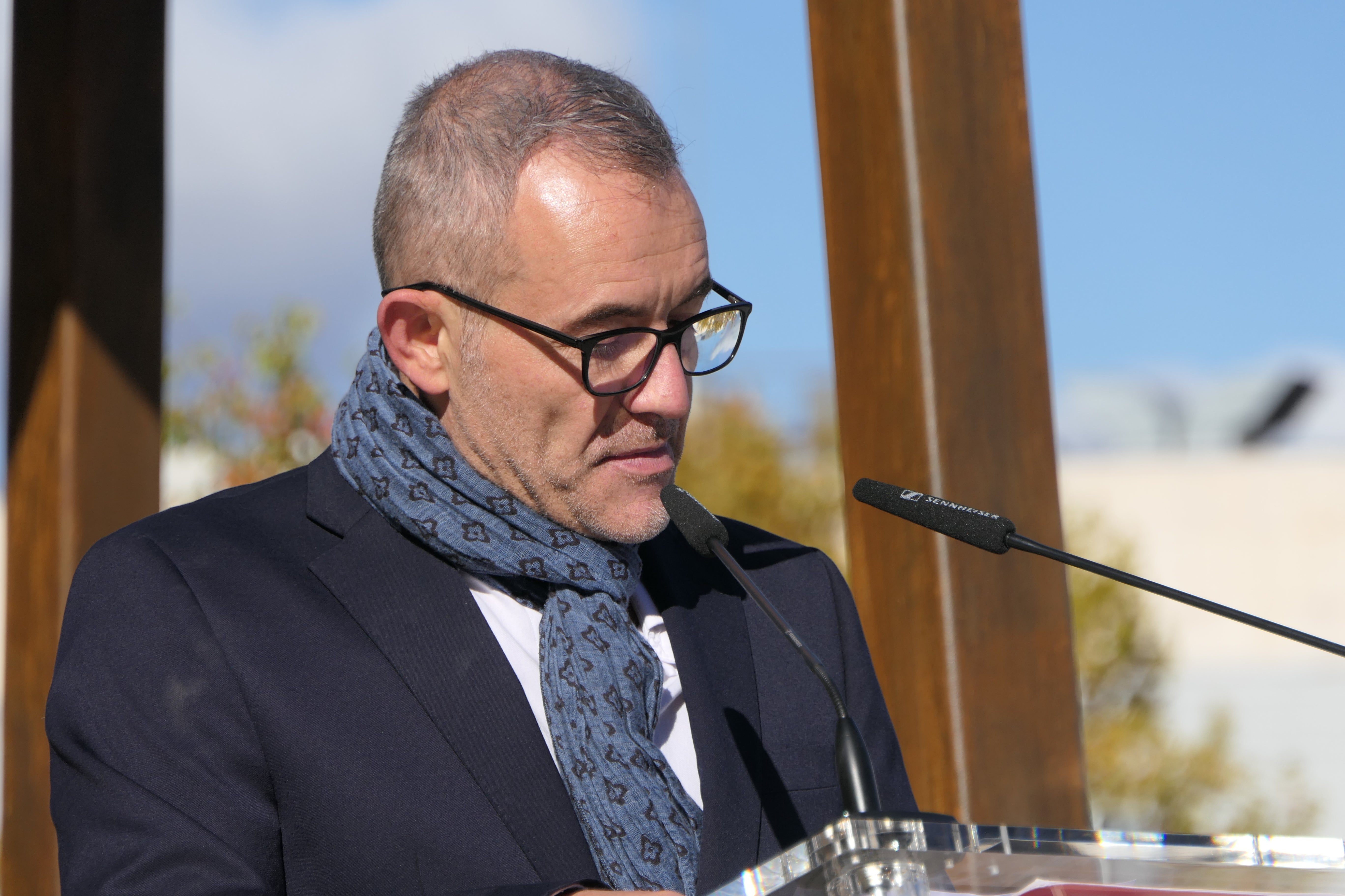 &#039;Frente a la Marea&#039;, escultura en homenaje a los niños y adolescentes fallecidos por cáncer