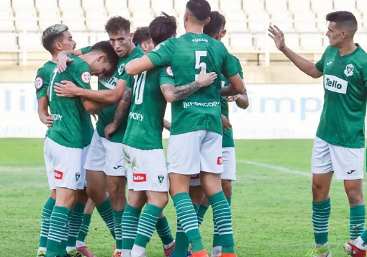 El CD Toledo ya ha dado la baja a cuatro jugadores y, en su lugar, han venido dos. Todo en apenas nueve jornadas