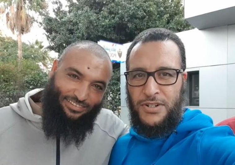 El supuesto salafista de Reus, desde Casablanca: «Nos han expulsado con un avión solo para nosotros dos»