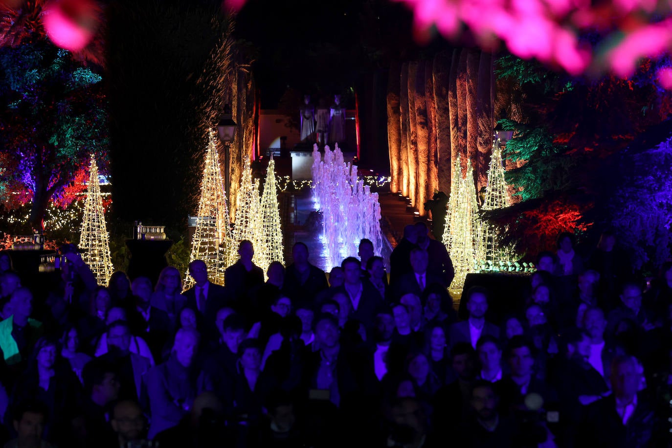 El deslumbrante espectáculo nocturno del Alcázar de Córdoba, en imágenes