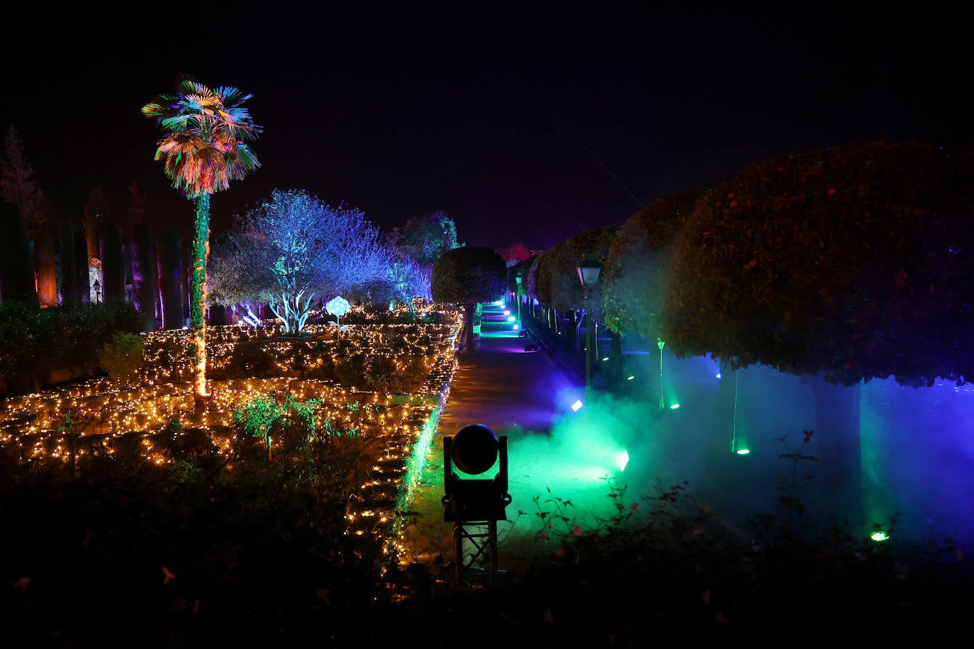 El deslumbrante espectáculo nocturno del Alcázar de Córdoba, en imágenes