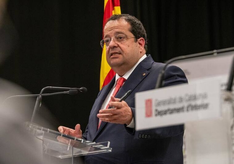 El Parlamento catalán reprueba al consejero de Interior, Joan Ignasi Elena