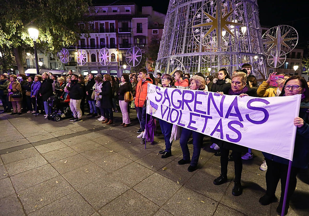 Toledo sale a la calle para reclamar que cese la violencia contra la mujer
