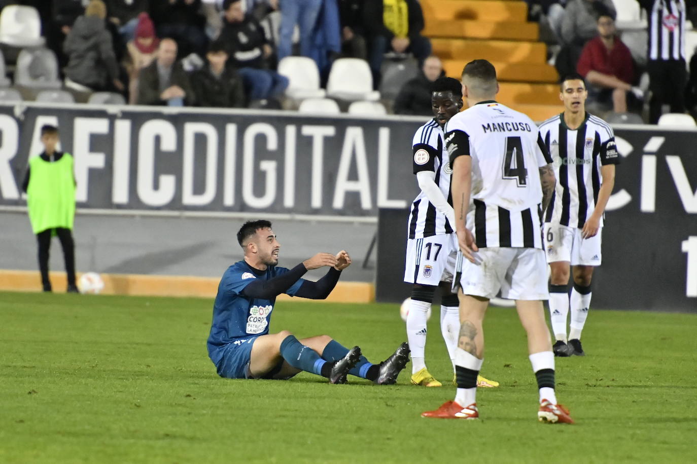 Las mejores imágenes del Badajoz - Córdoba CF