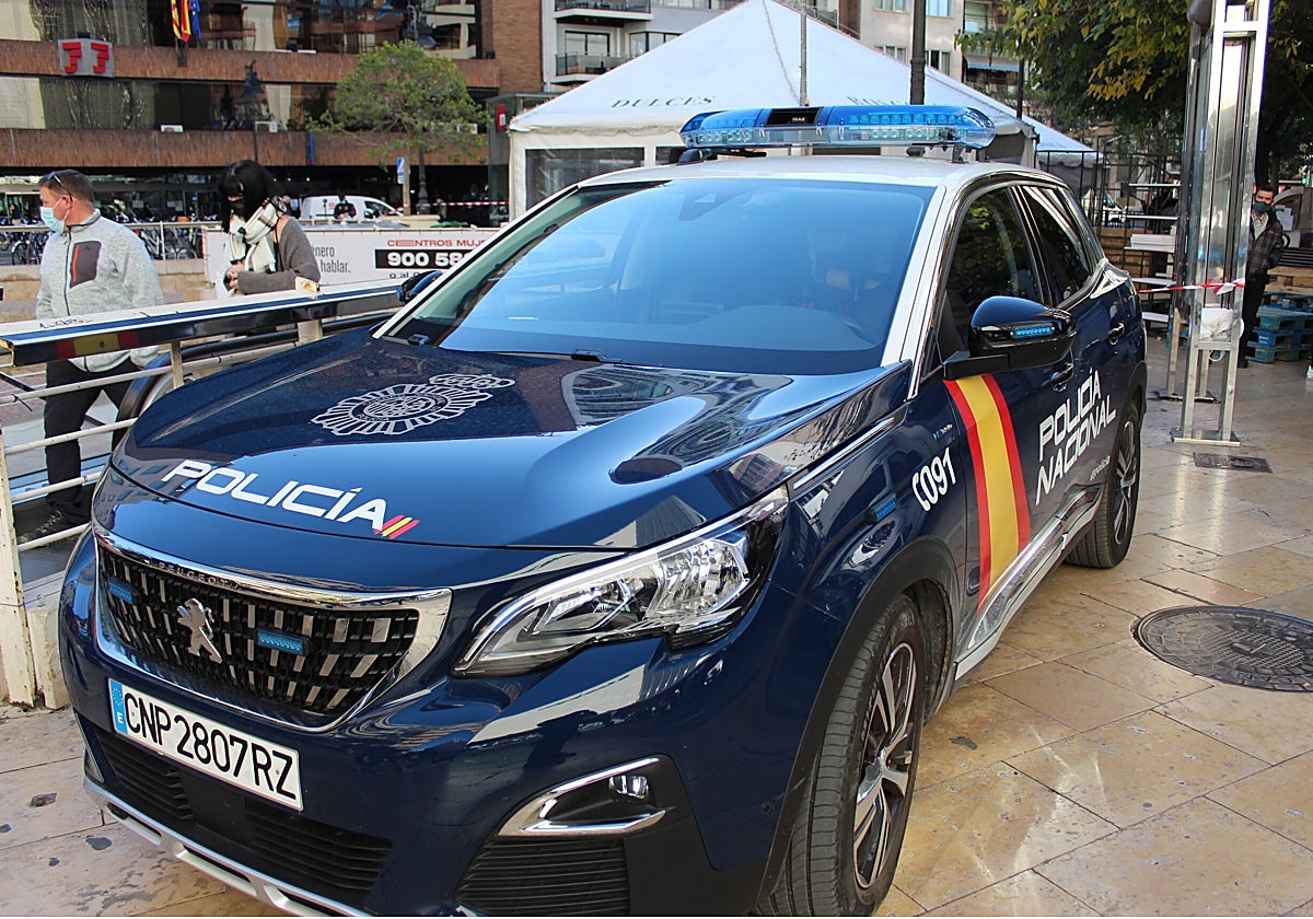 Un coche patrulla de la Policía Nacional.