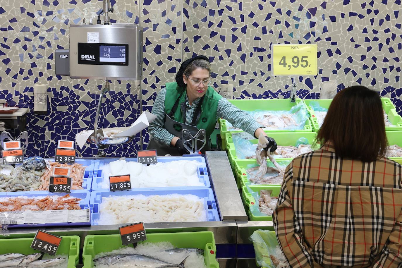Los dos nuevos supermercados de Mercadona en Córdoba, en imágenes