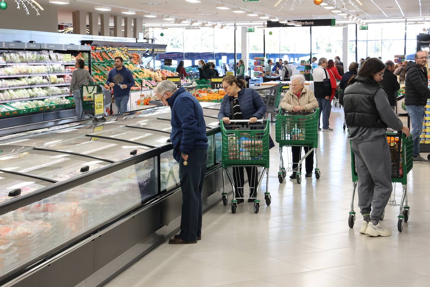 Los dos nuevos supermercados de Mercadona en Córdoba, en imágenes