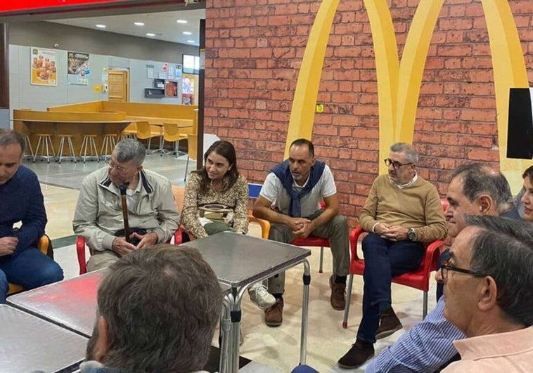 Ciudadanos cierra su sede en Alicante y se traslada a un McDonald's