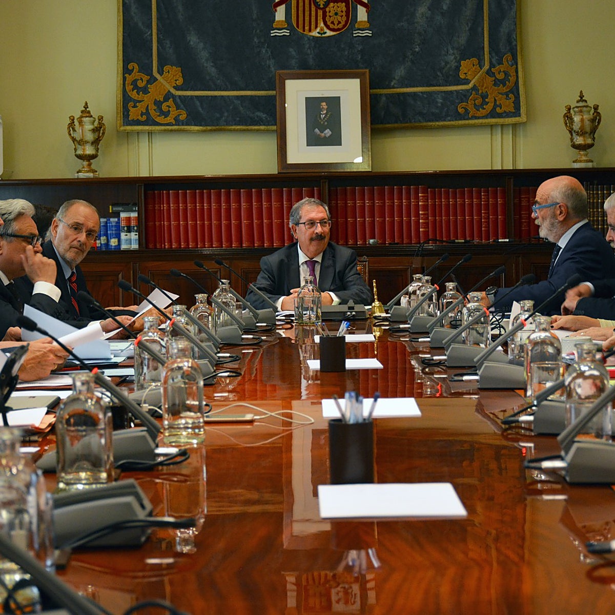 Sorpresa en el CGPJ por el perfil político de los candidatos al Tribunal Constitucional: «Se han marcado dos 'lolas'»