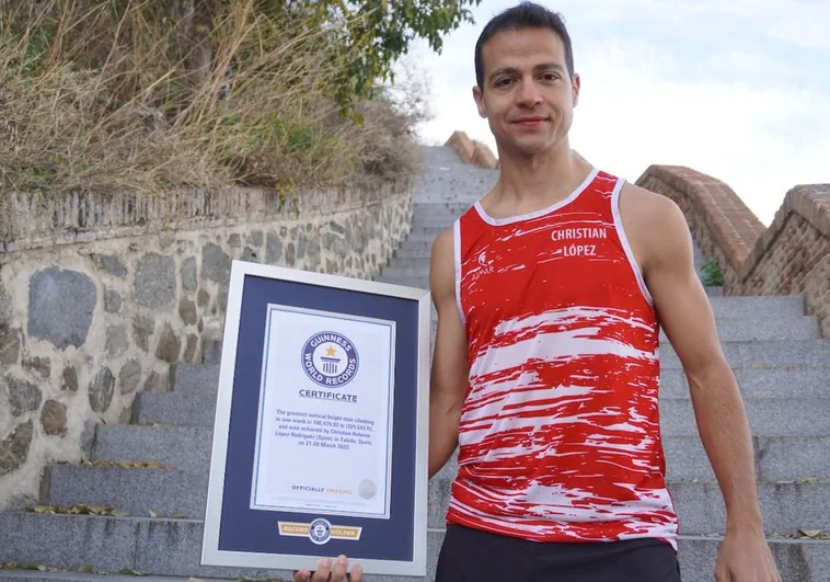 Christian López, el español con más récords Guinness, firma el número 100: «Si lo llego a pensar, no lo hago»