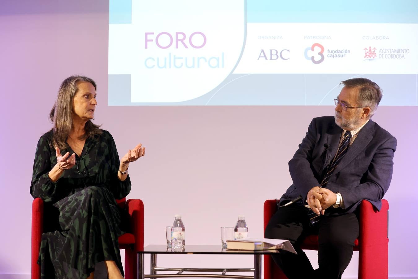 Isabel San Sebastián en el Foro Cultural de ABC Córdoba, en imágenes