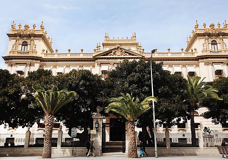 El TSJ suspende la obligación de la Diputación de Alicante de dar 13 millones al Fondo de Cooperación Municipal