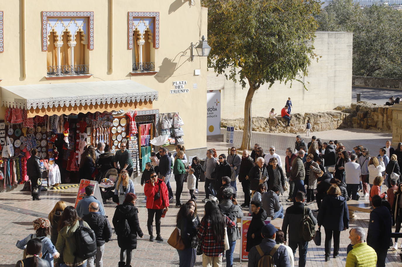 El ambiente del primer día del puente de diciembre en Córdoba, en imágenes