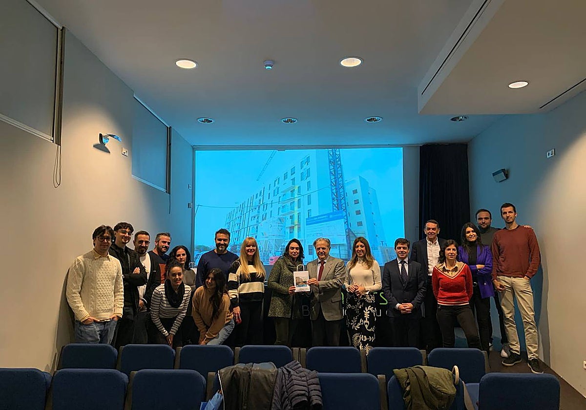 Acto de entrega de las llaves de la promoción