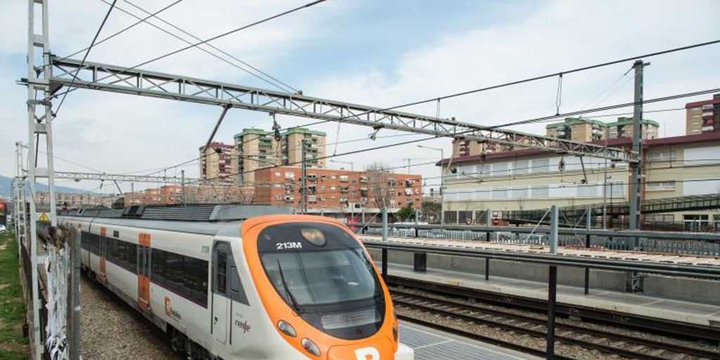 Accidente de trenes Un choque de trenes en Barcelona deja al menos 155