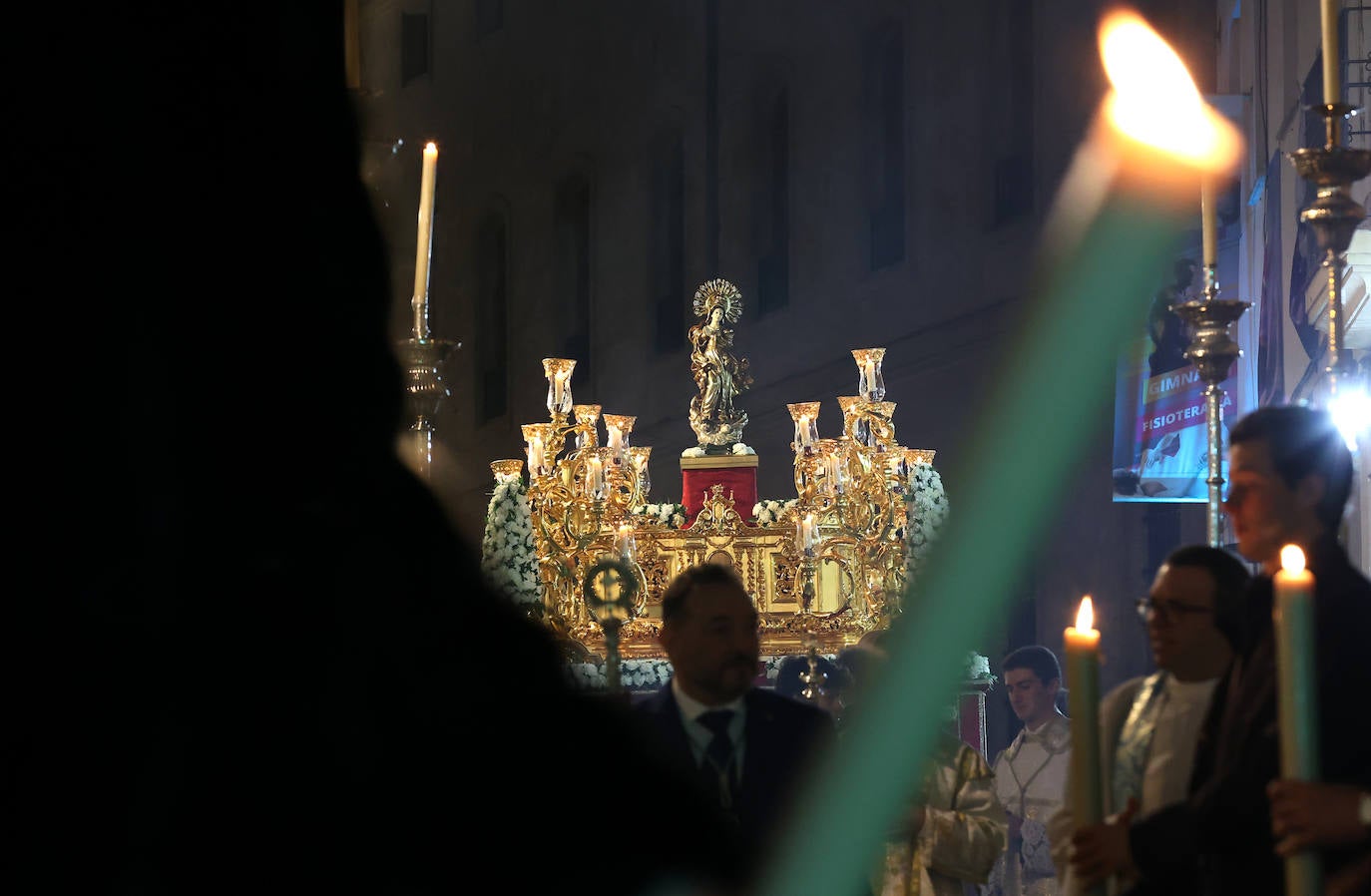 La emotiva procesión de la vigilia de la Inmaculada Concepción en Córdoba, en imágenes