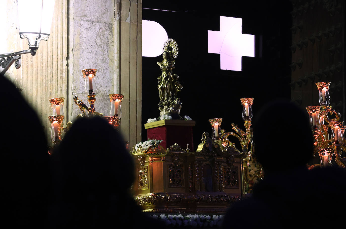 La emotiva procesión de la vigilia de la Inmaculada Concepción en Córdoba, en imágenes