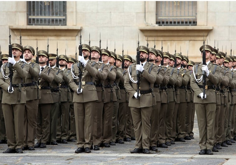 La Academia de Infantería de Toledo recupera todo su esplendor en el Día la Inmaculada Concepción