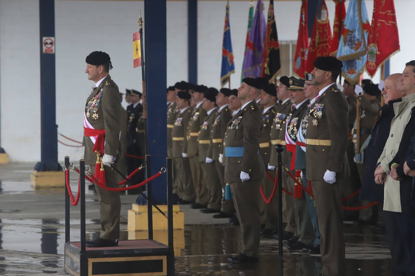 En imágenes, el solemne desfile militar de la BRI X de Córdoba por la Inmaculada