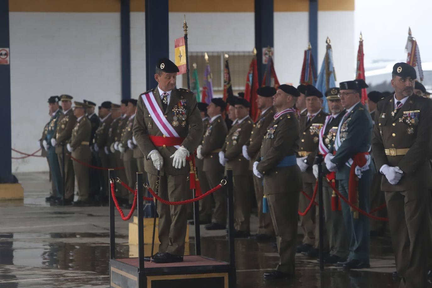 En imágenes, el solemne desfile militar de la BRI X de Córdoba por la Inmaculada