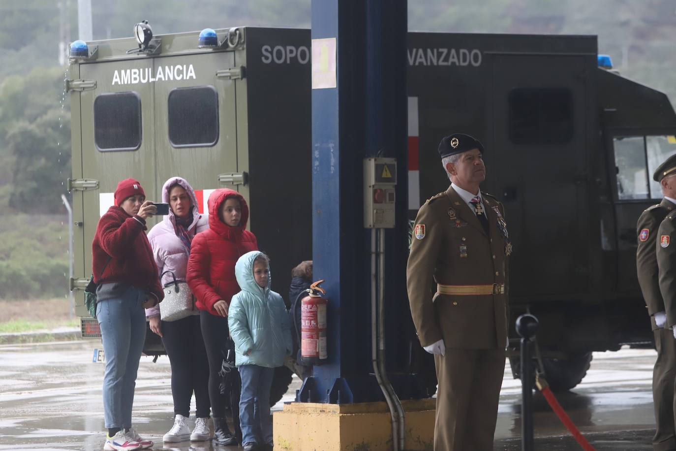 En imágenes, el solemne desfile militar de la BRI X de Córdoba por la Inmaculada
