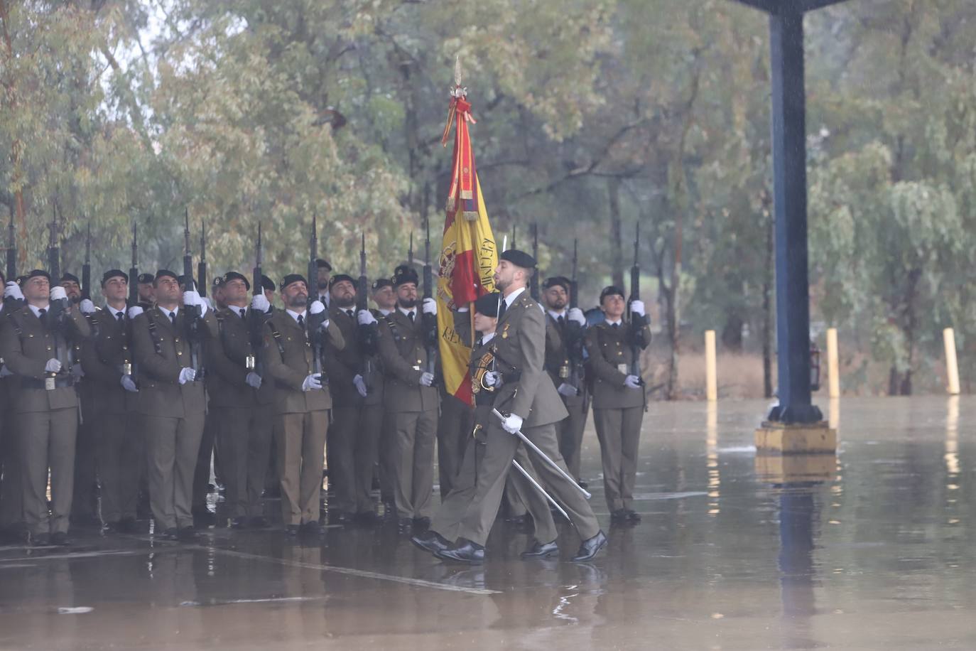 En imágenes, el solemne desfile militar de la BRI X de Córdoba por la Inmaculada