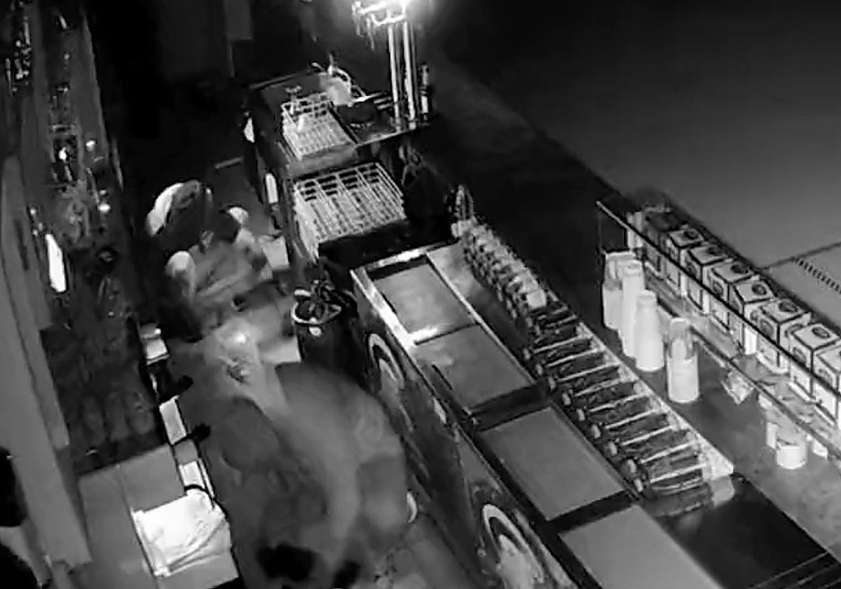 Los detenidos durante uno de los robos