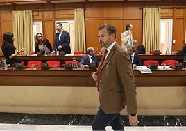 Caso Infraestructuras | PP y Cs piden a Dorado que entrege su acta de concejal en  Córdoba