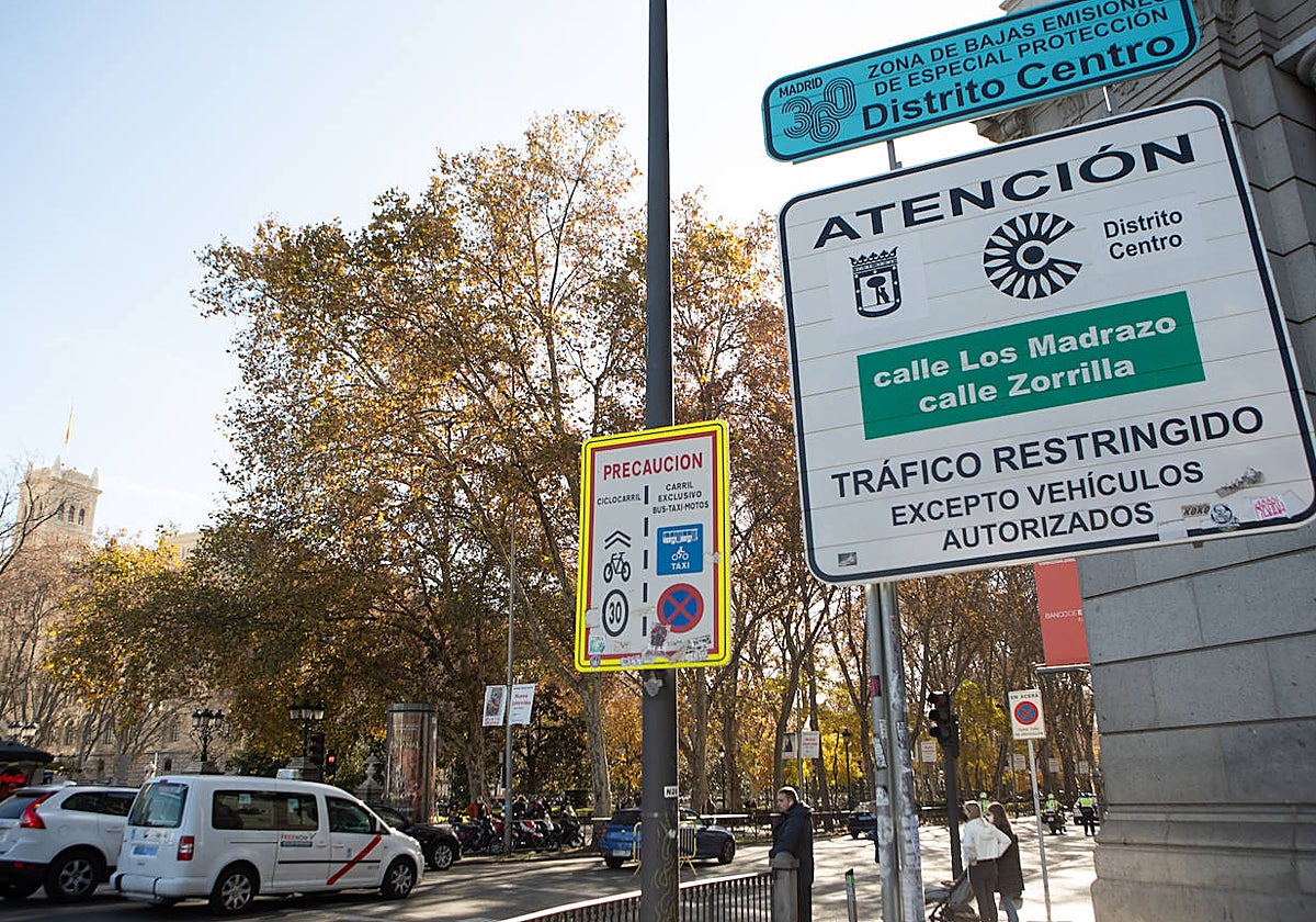 Entrada a la zona restringida para coches más contaminantes