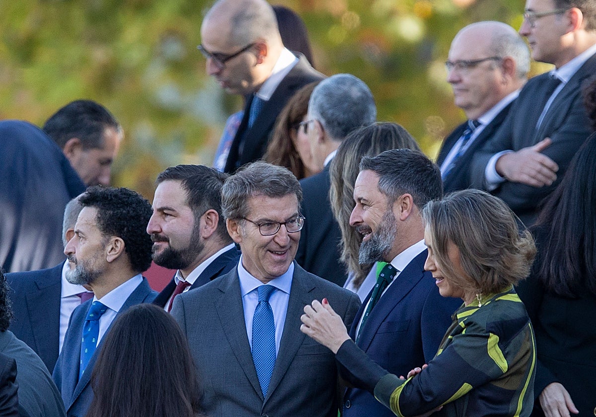 Feijóo califica de «política ficción» la moción de censura de Abascal pero anuncia que se abstendría