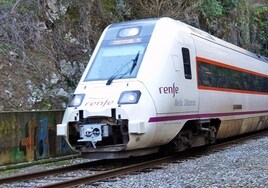 Cortada la línea de tren Huelva-Zafra tras un derrumbe de tierra por las fuertes lluvias