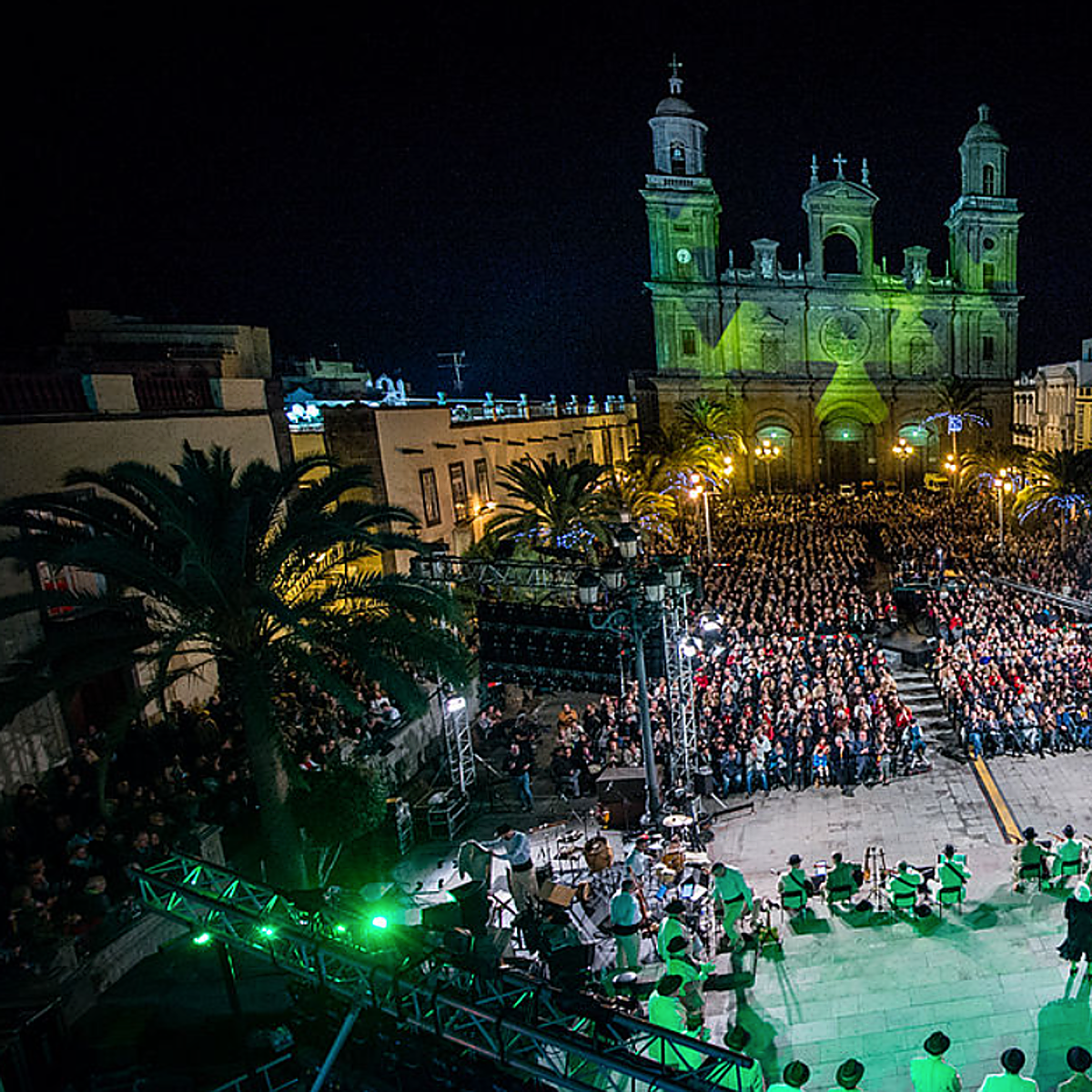 Canarias y la misión imposible de volver por Navidad